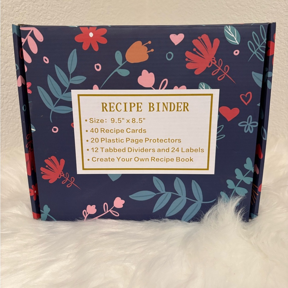 BRAND NEW RECIPE BINDER